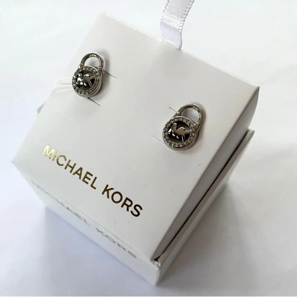 Beautiful Michael Kors earrings - Picture 4 of 6